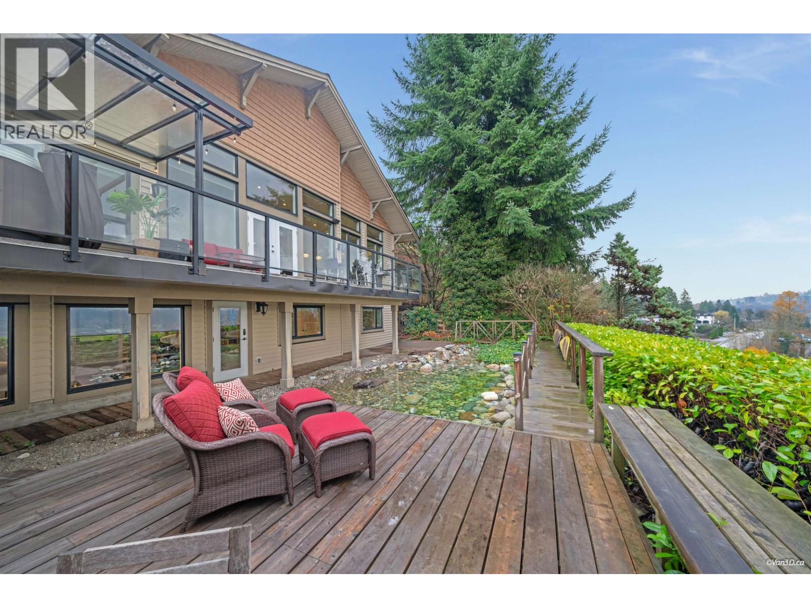 920 BARBER STREET, Port Moody