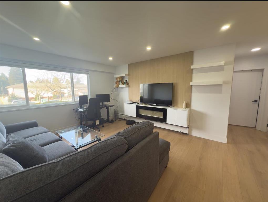 #218-11816 88 Avenue, Delta