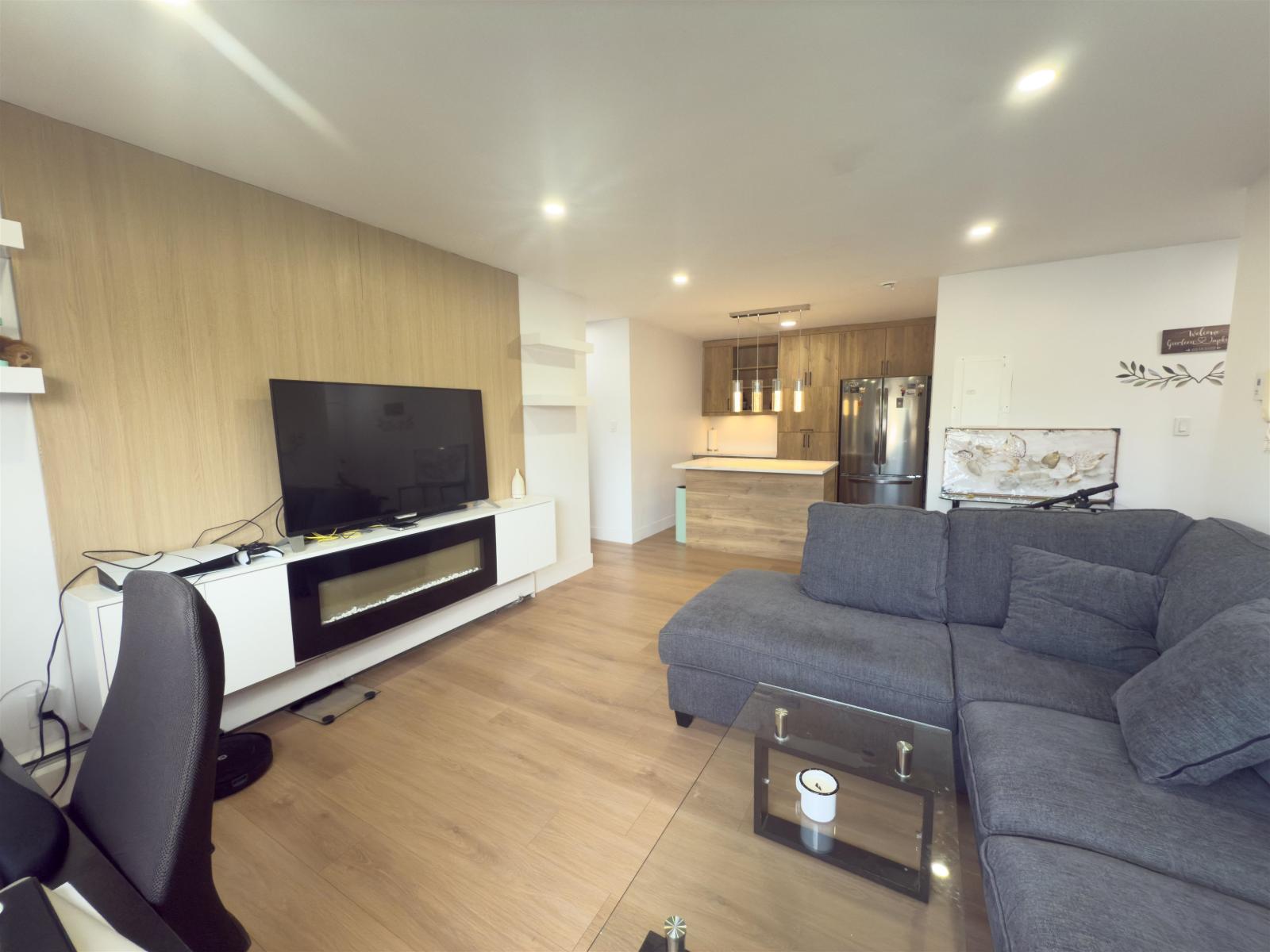 #218-11816 88 Avenue, Delta