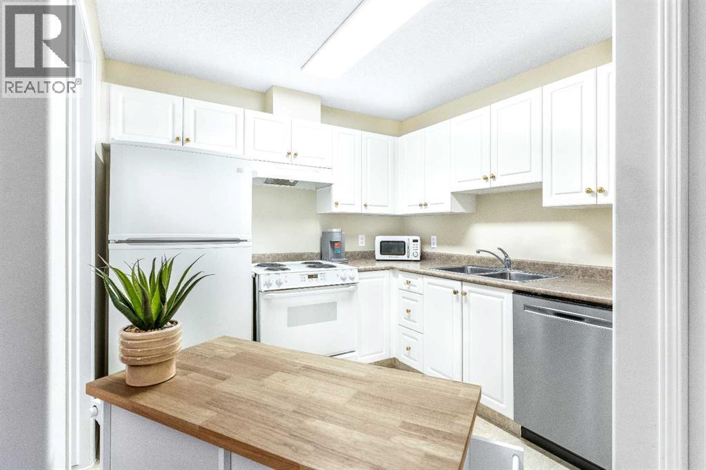 Single Family House for Sale in   Somervale Court SW Somerset Calgary 