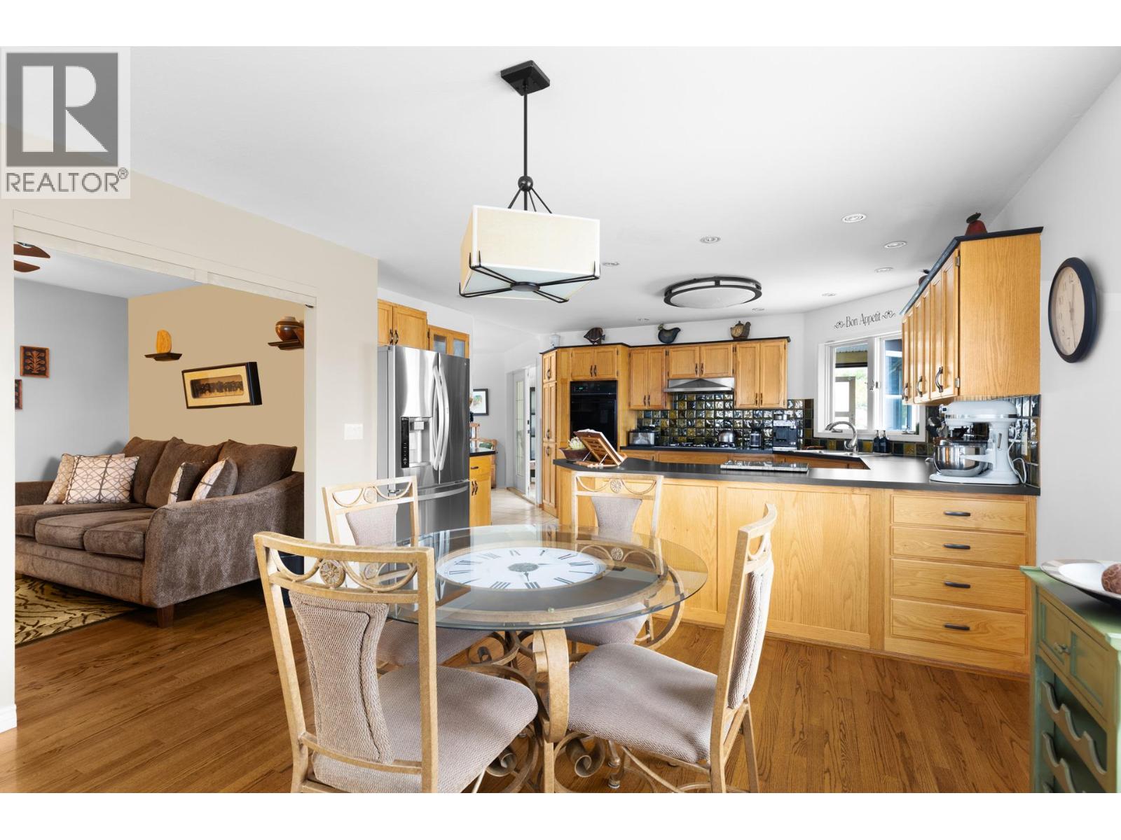  4188 6 Avenue, Peachland