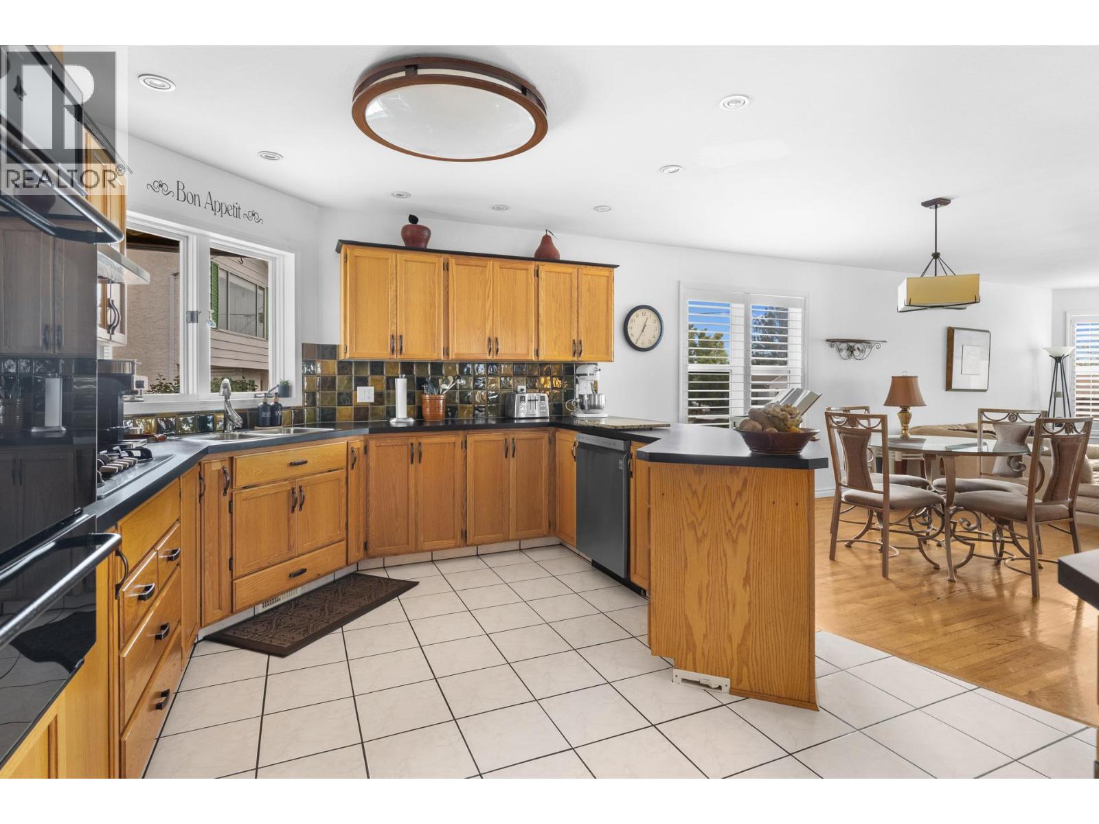  4188 6 Avenue, Peachland