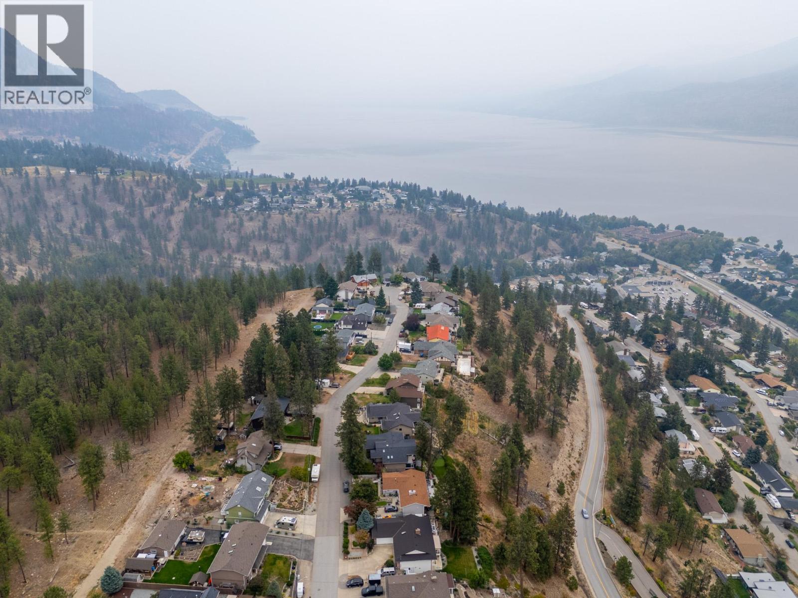  4188 6 Avenue, Peachland