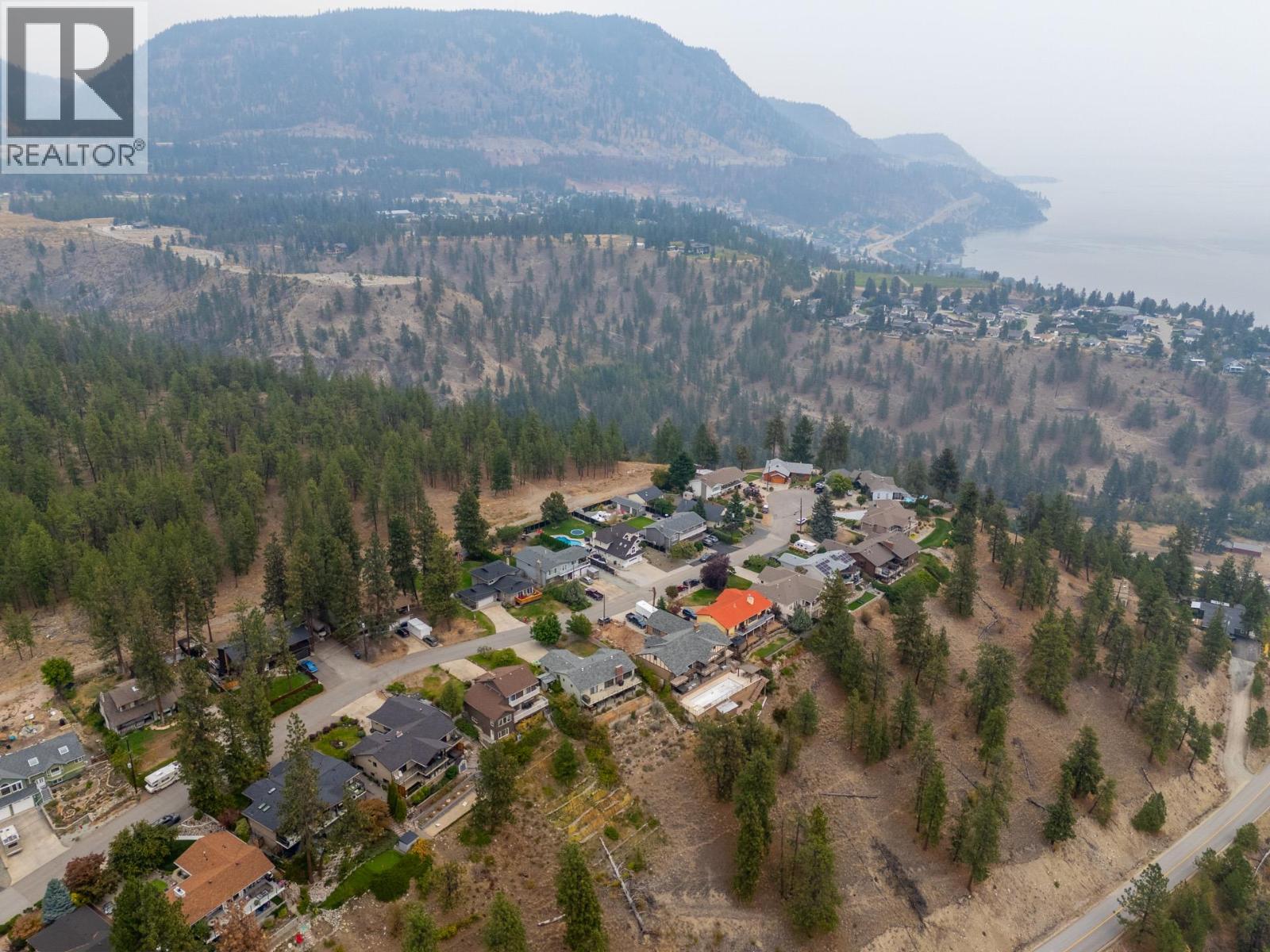  4188 6 Avenue, Peachland