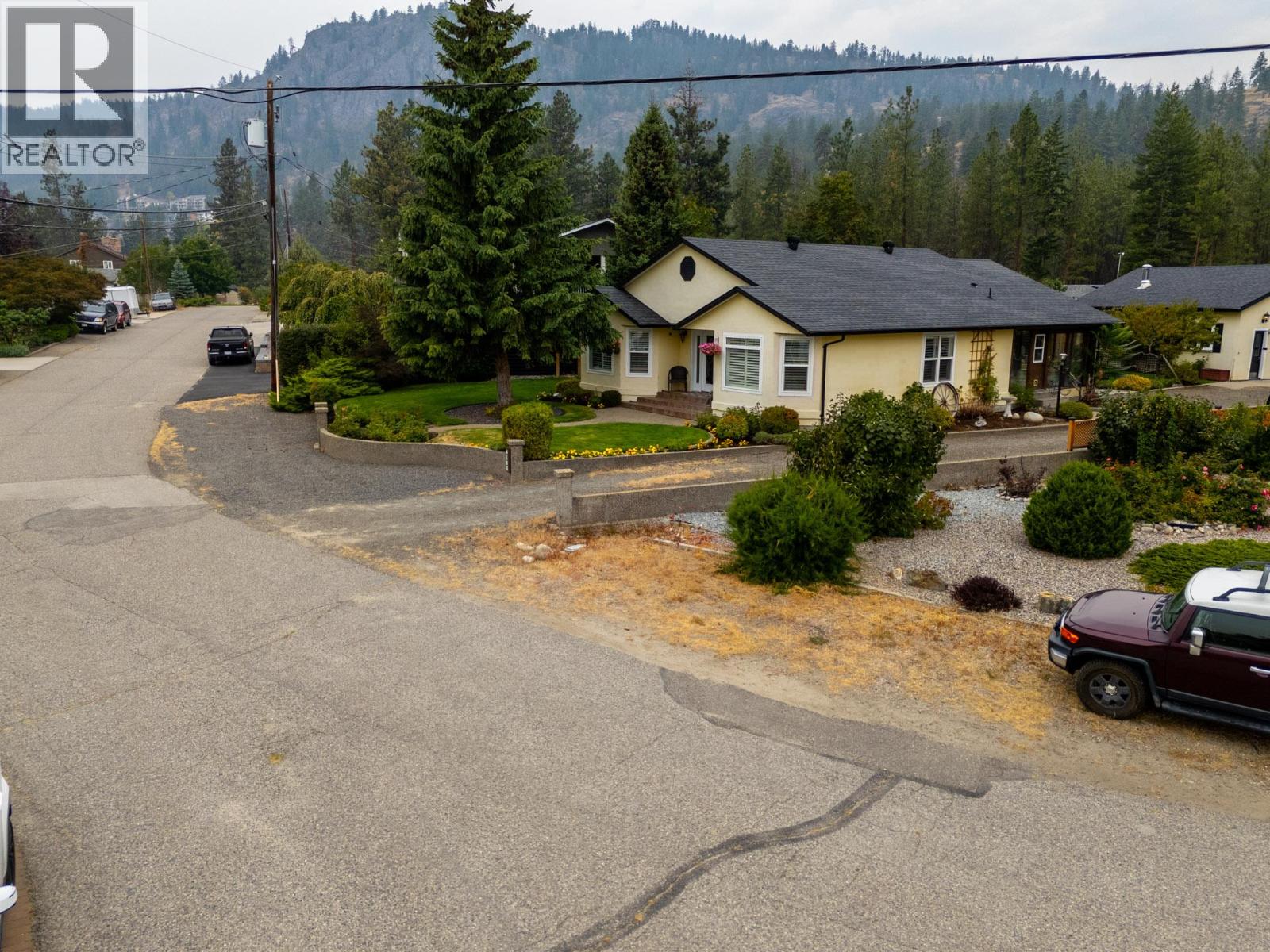  4188 6 Avenue, Peachland