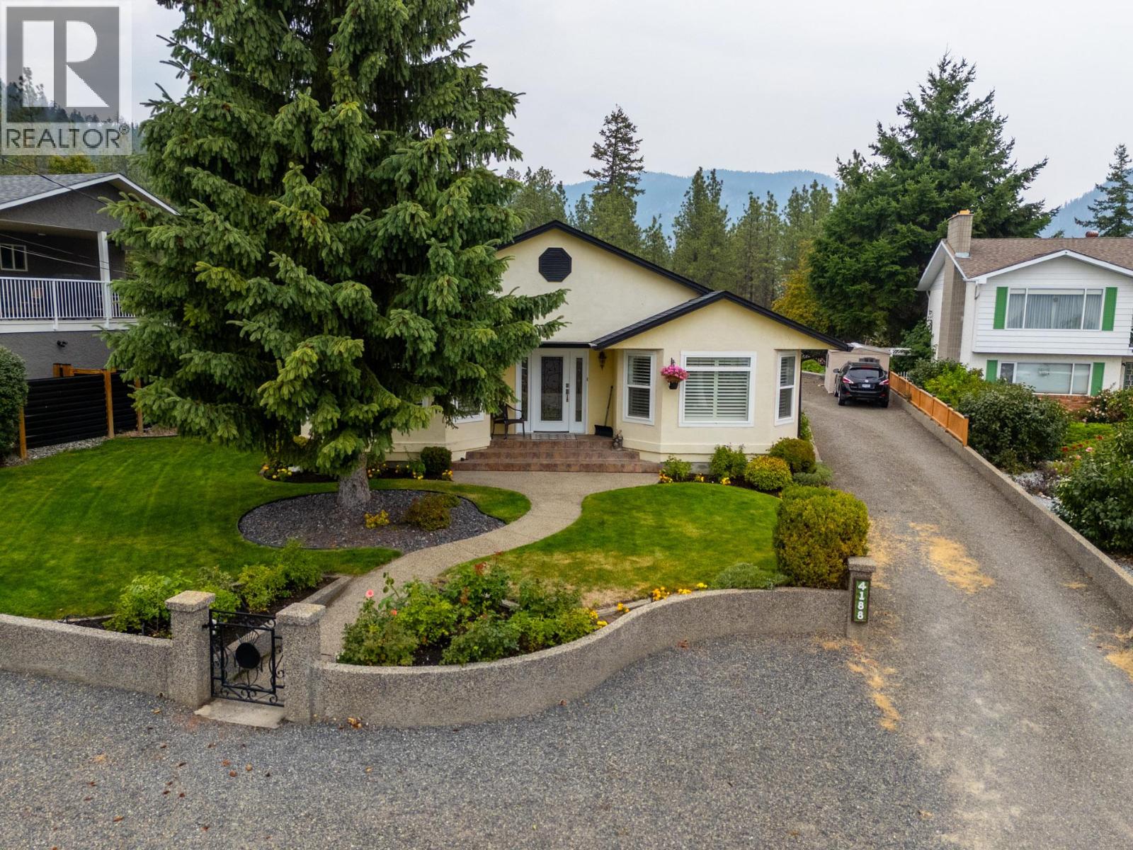  4188 6 Avenue, Peachland