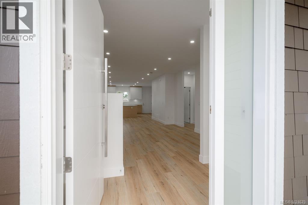 472 HAMPSTEAD ST - 15