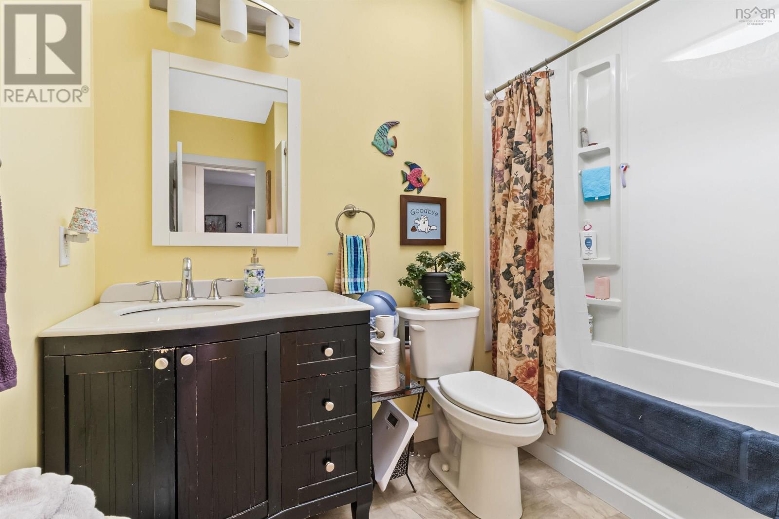 Property 33 of 47 of 17 Chadwick Street