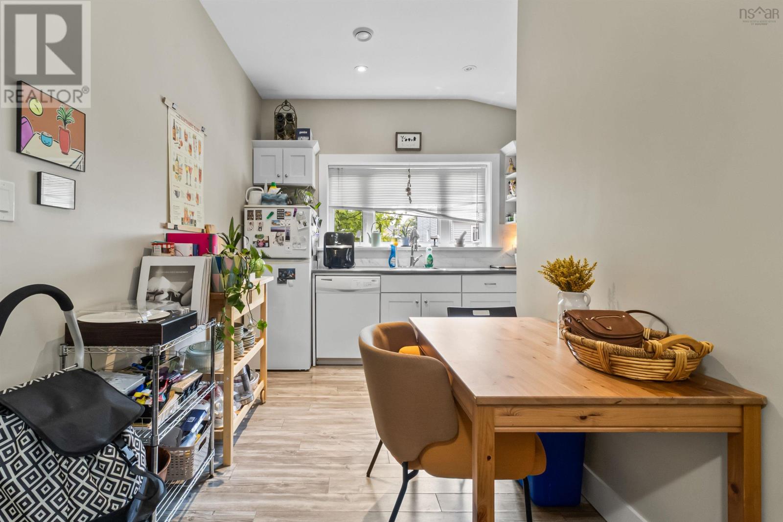 Property 5 of 47 of 17 Chadwick Street