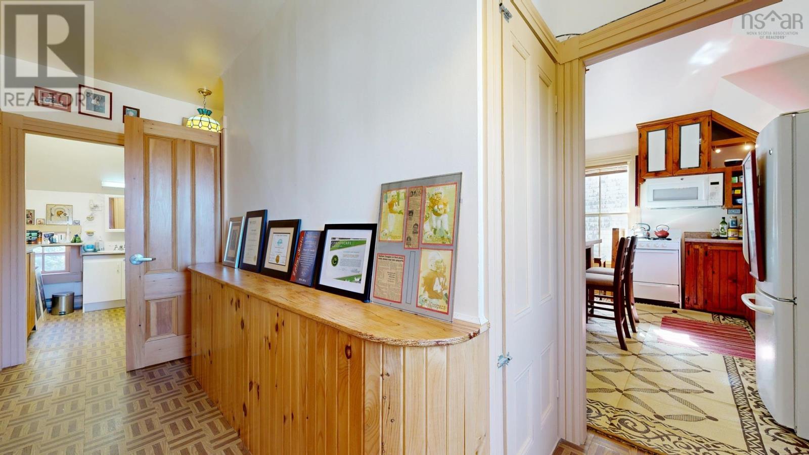 Property 23 of 49 of 132 Hall Street