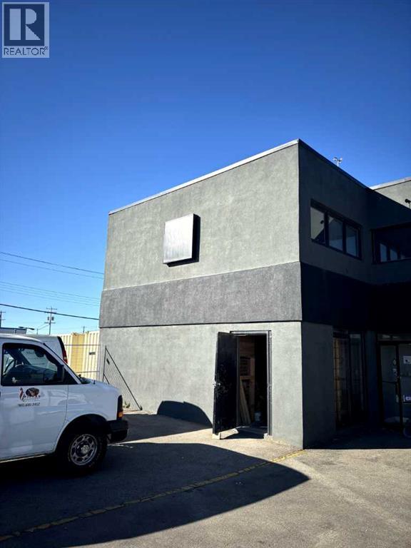 3833 15A Street SE, Calgary, Alberta