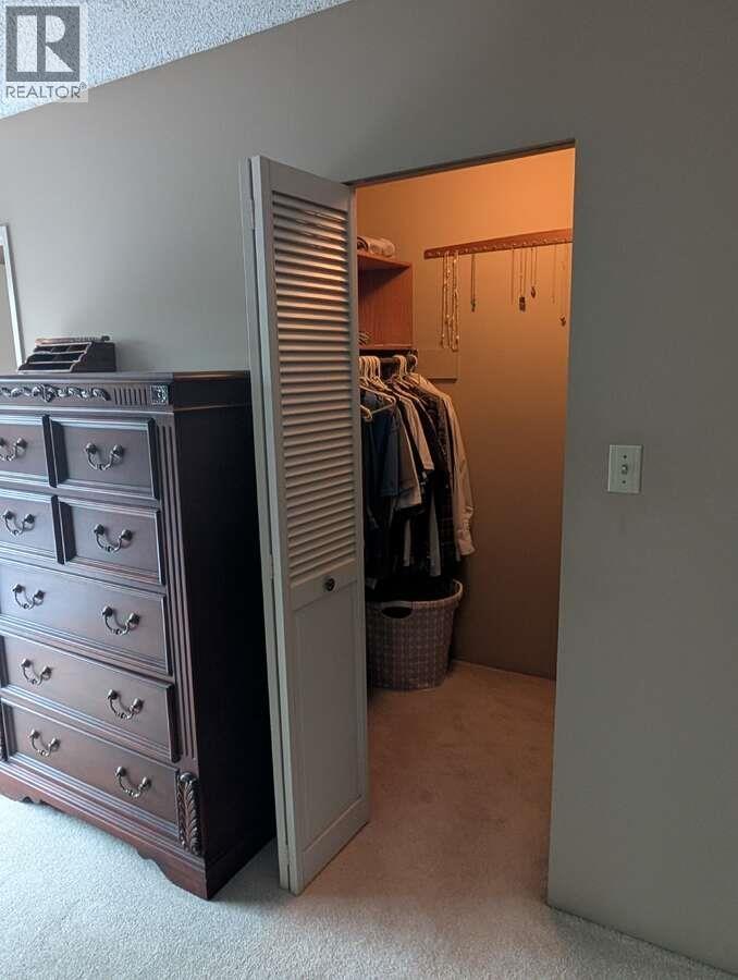 1498 CHAMBERLAIN DRIVE, North Vancouver