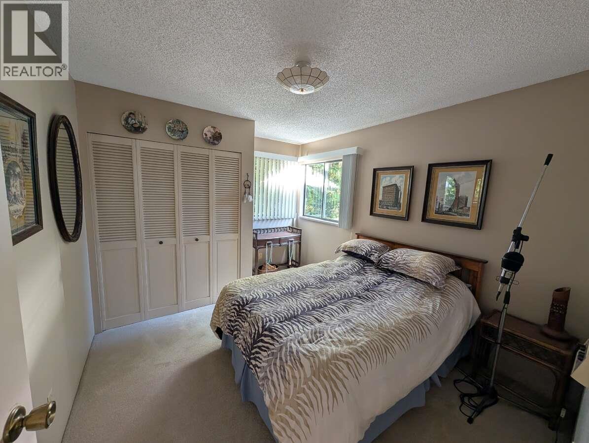 1498 CHAMBERLAIN DRIVE, North Vancouver