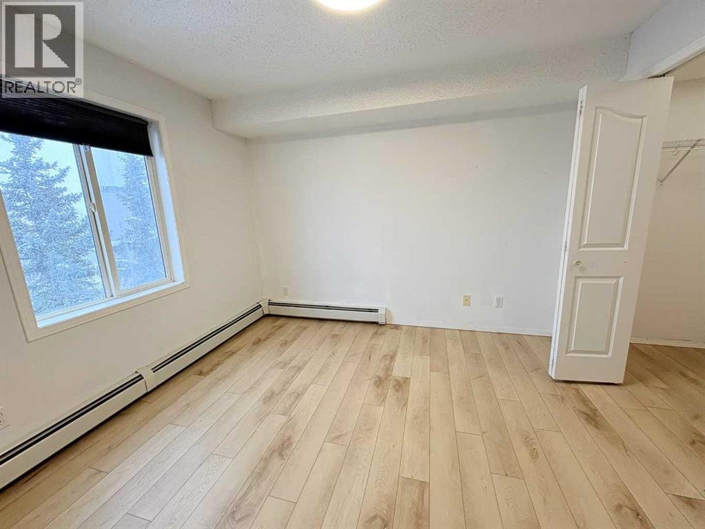 Single Family House for Sale in #  Somervale Court SW Somerset Calgary 
