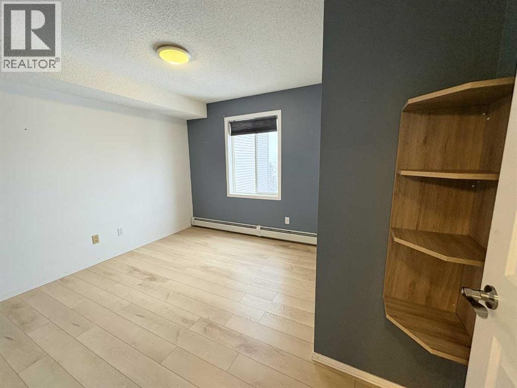 Single Family House for Sale in #  Somervale Court SW Somerset Calgary 