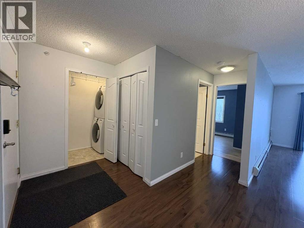 Single Family House for Sale in #  Somervale Court SW Somerset Calgary 