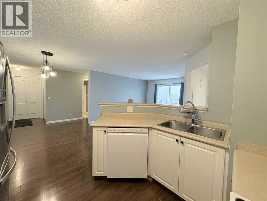 Single Family House for Sale in #  Somervale Court SW Somerset Calgary 