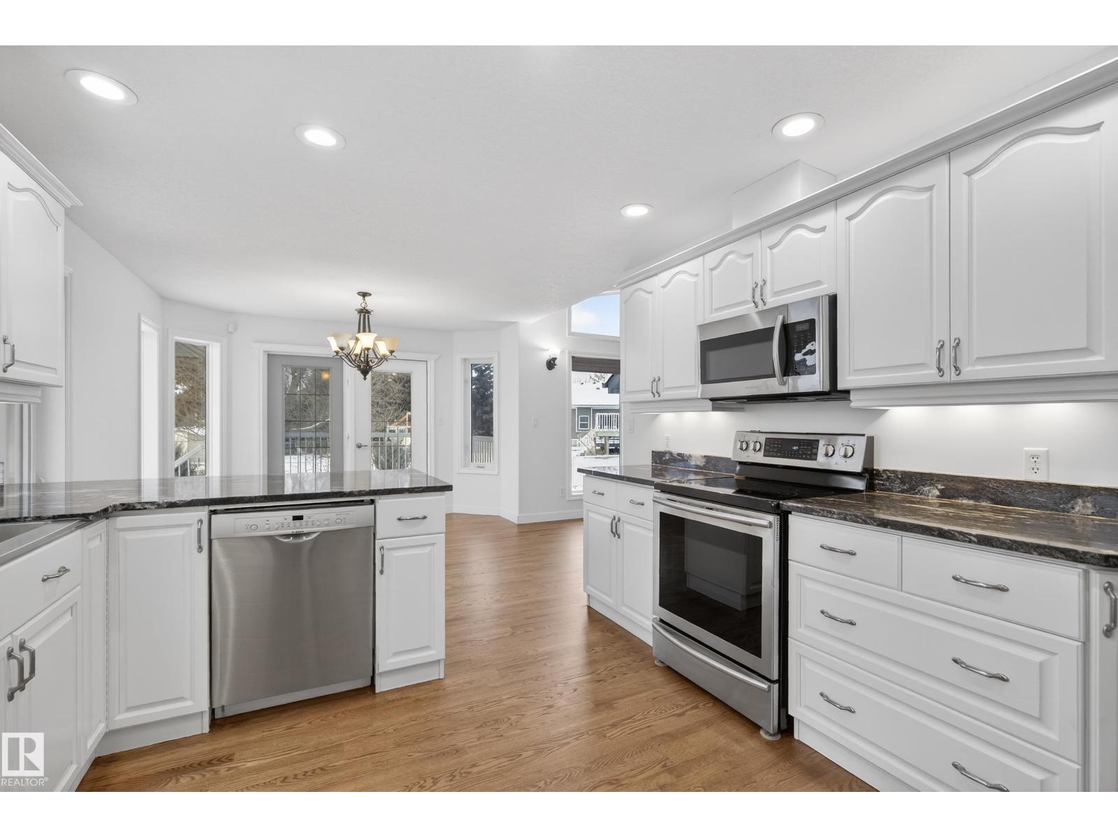 19 COUNTRY LN, Stony Plain