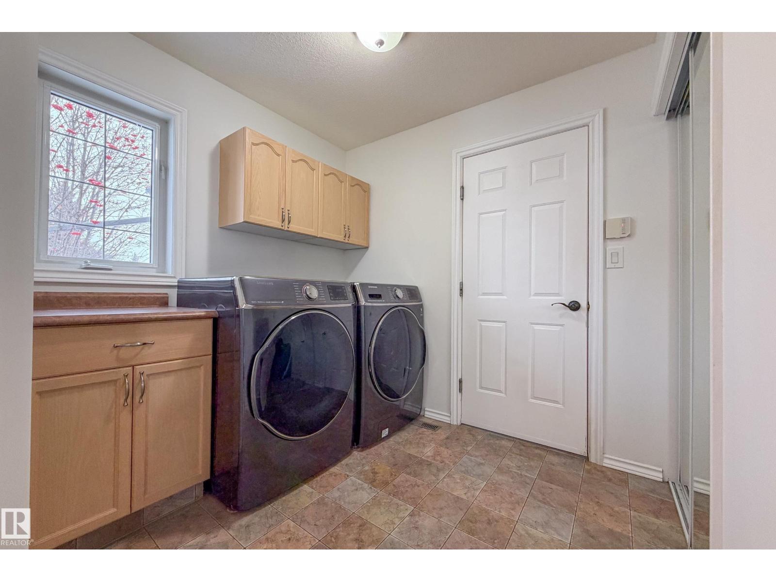 19 COUNTRY LN, Stony Plain