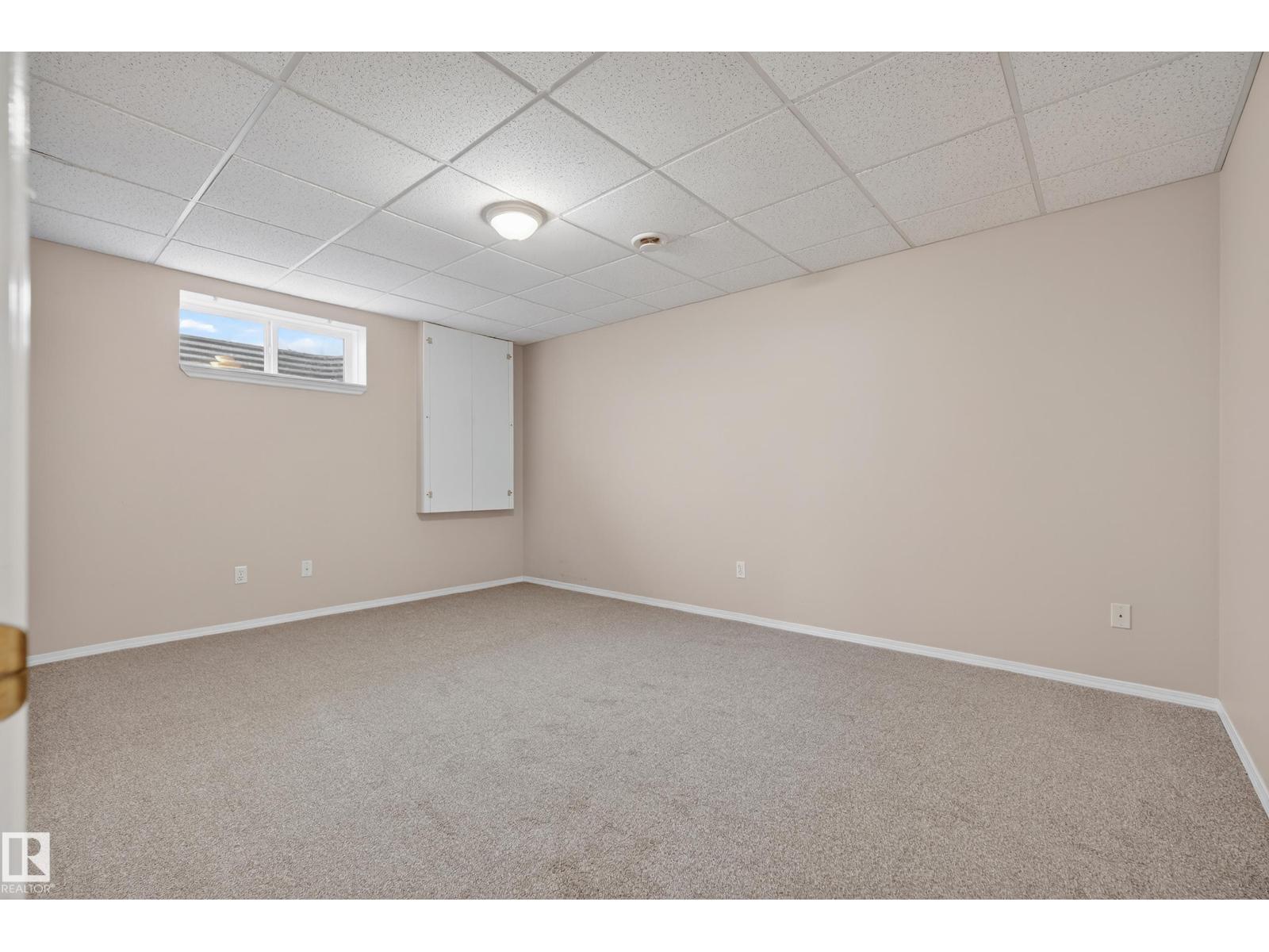 19 COUNTRY LN, Stony Plain