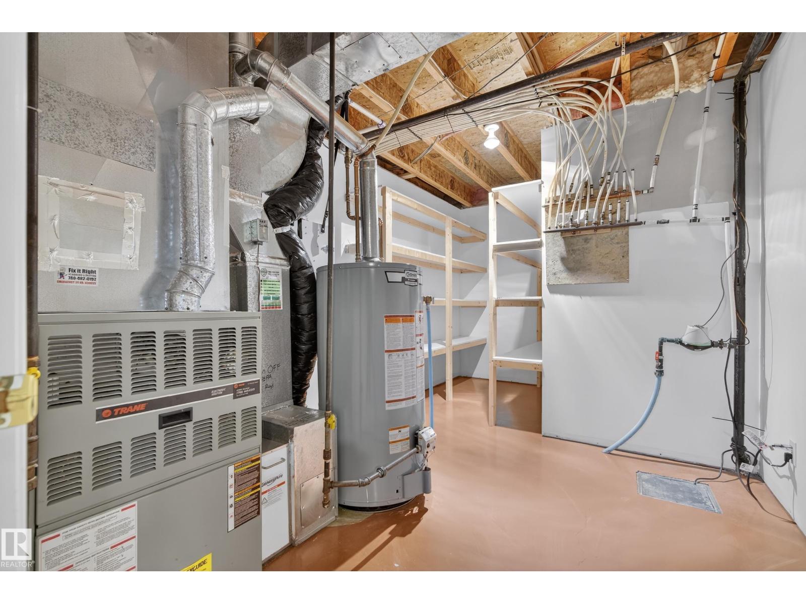 19 COUNTRY LN, Stony Plain