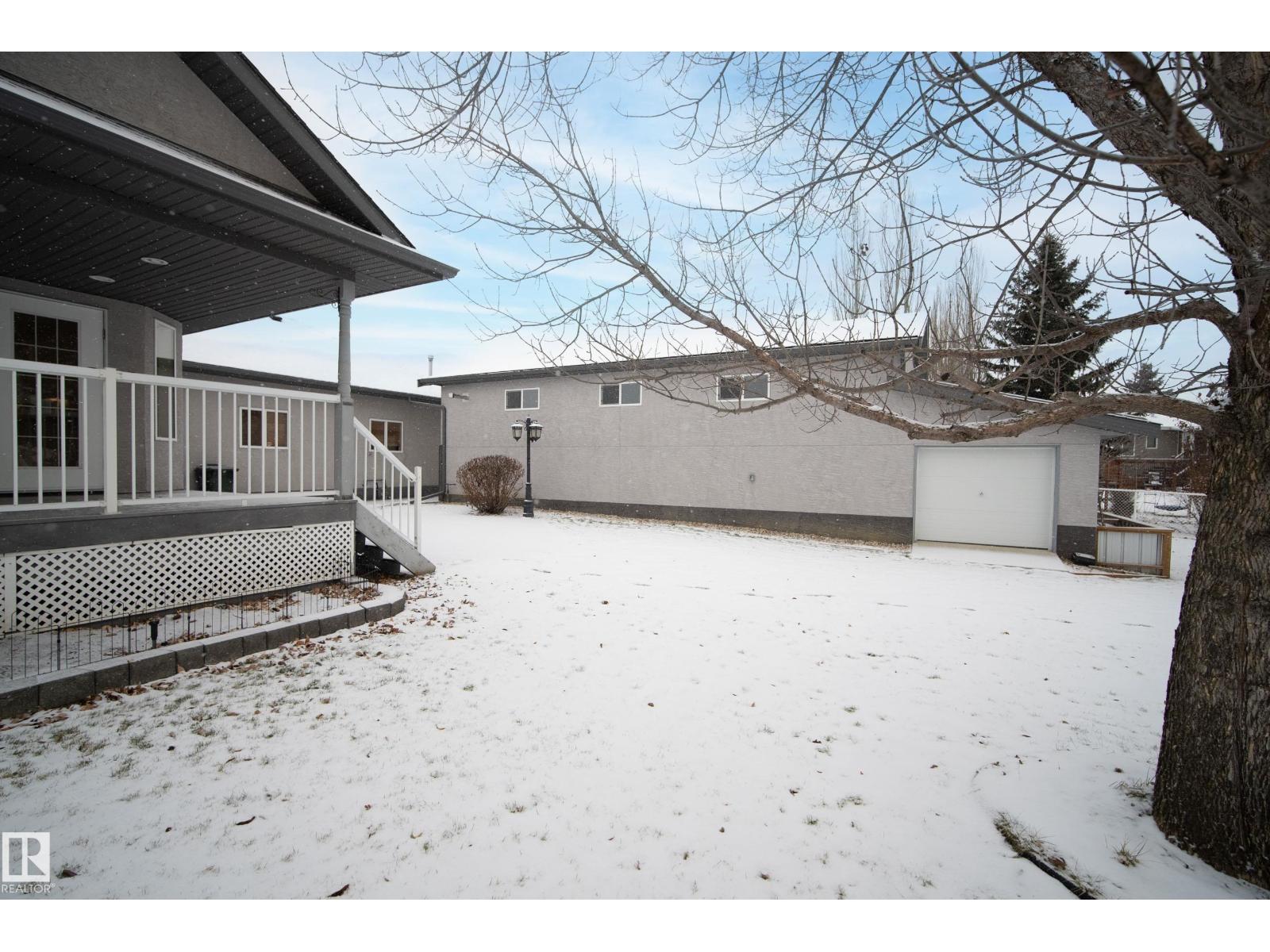 19 COUNTRY LN, Stony Plain