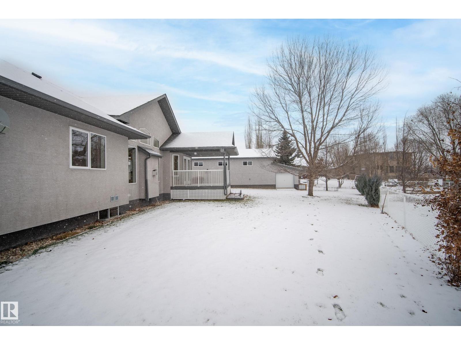 19 COUNTRY LN, Stony Plain