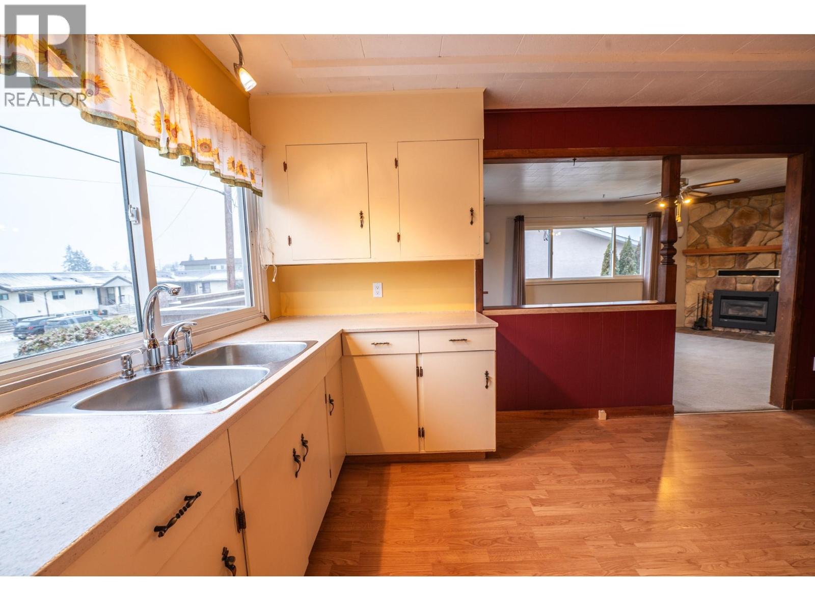 1832 Hurl Street, Creston