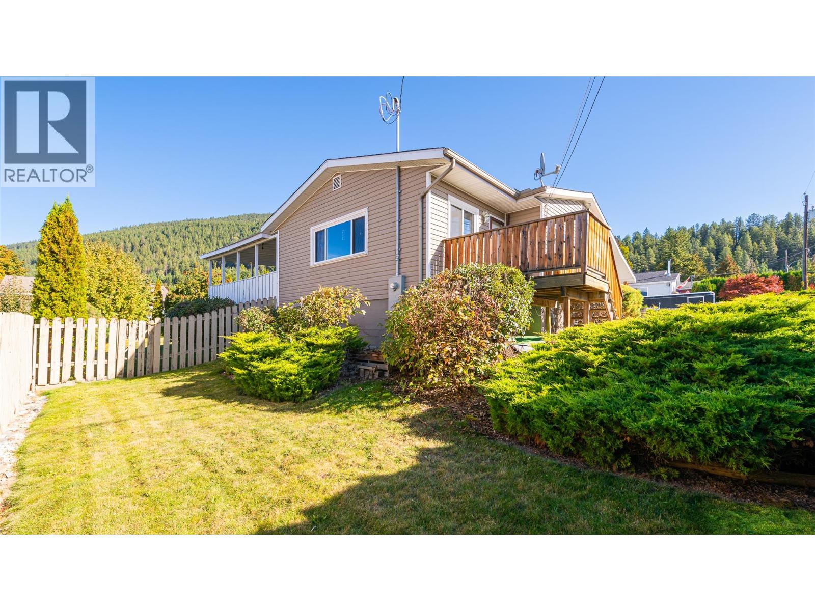 1832 Hurl Street, Creston