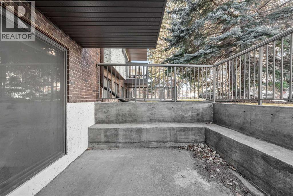 Single Family House for Sale in    Avenue SW Kingsland Calgary 