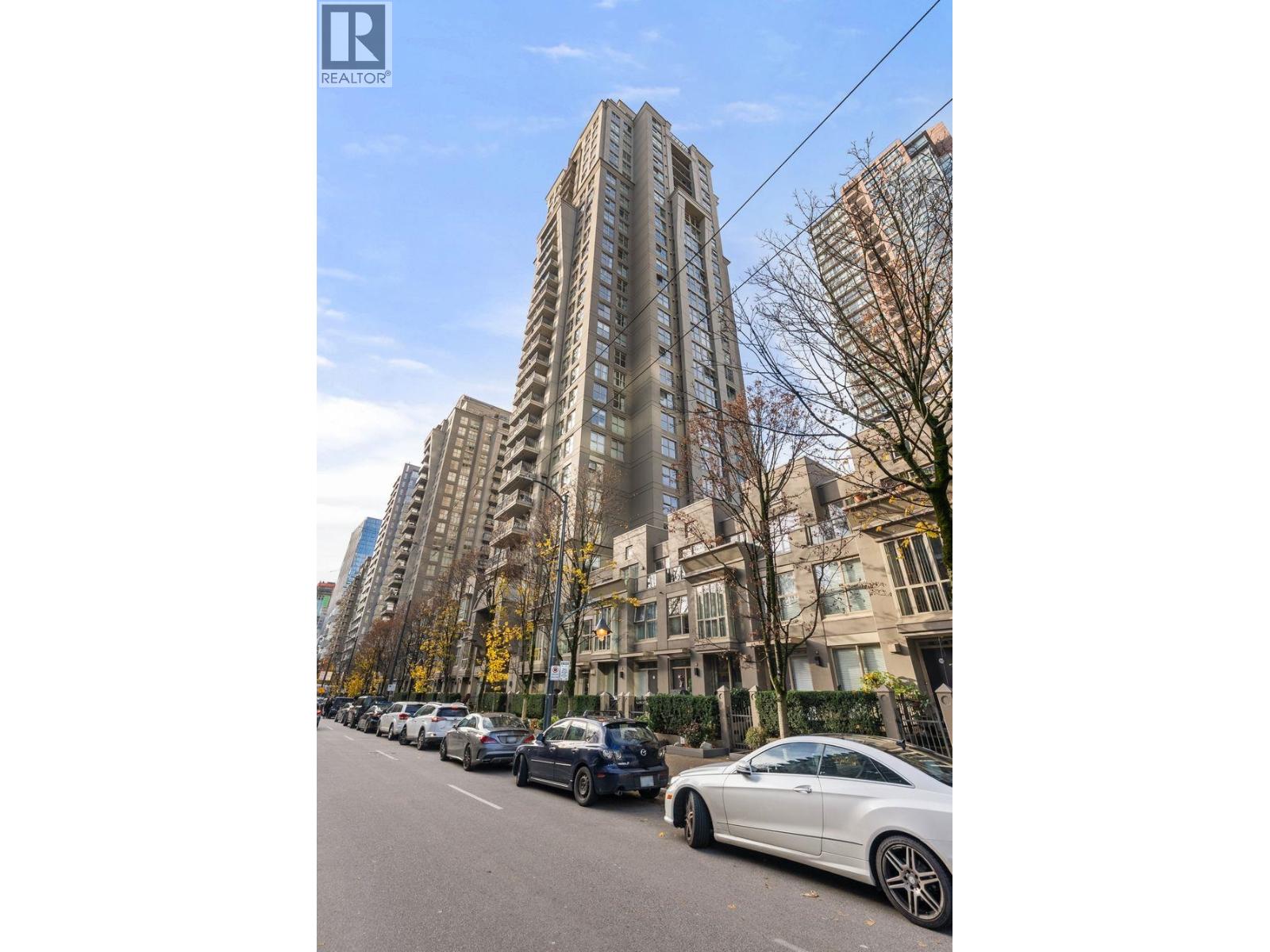 2901 969 RICHARDS Street - photo 2