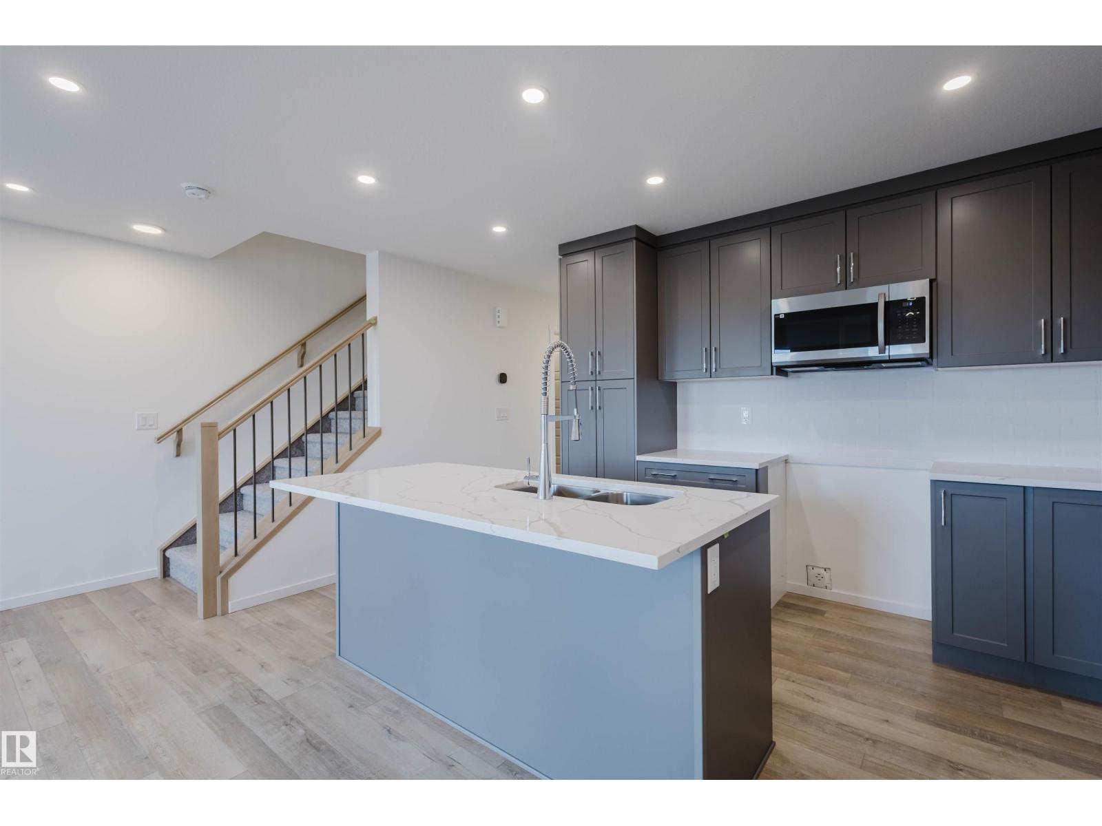 1029 Hearthstone BV, Sherwood Park