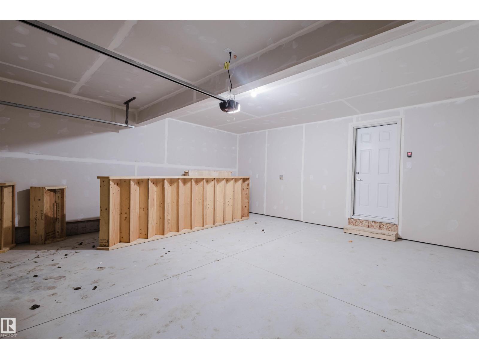 1029 Hearthstone BV, Sherwood Park