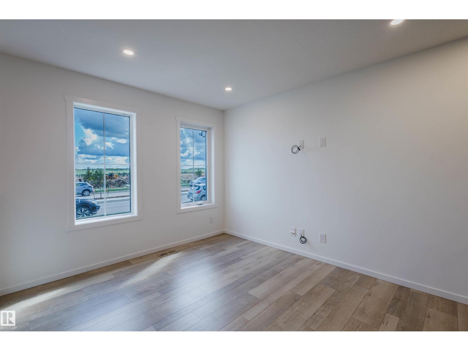 1029 Hearthstone BV, Sherwood Park