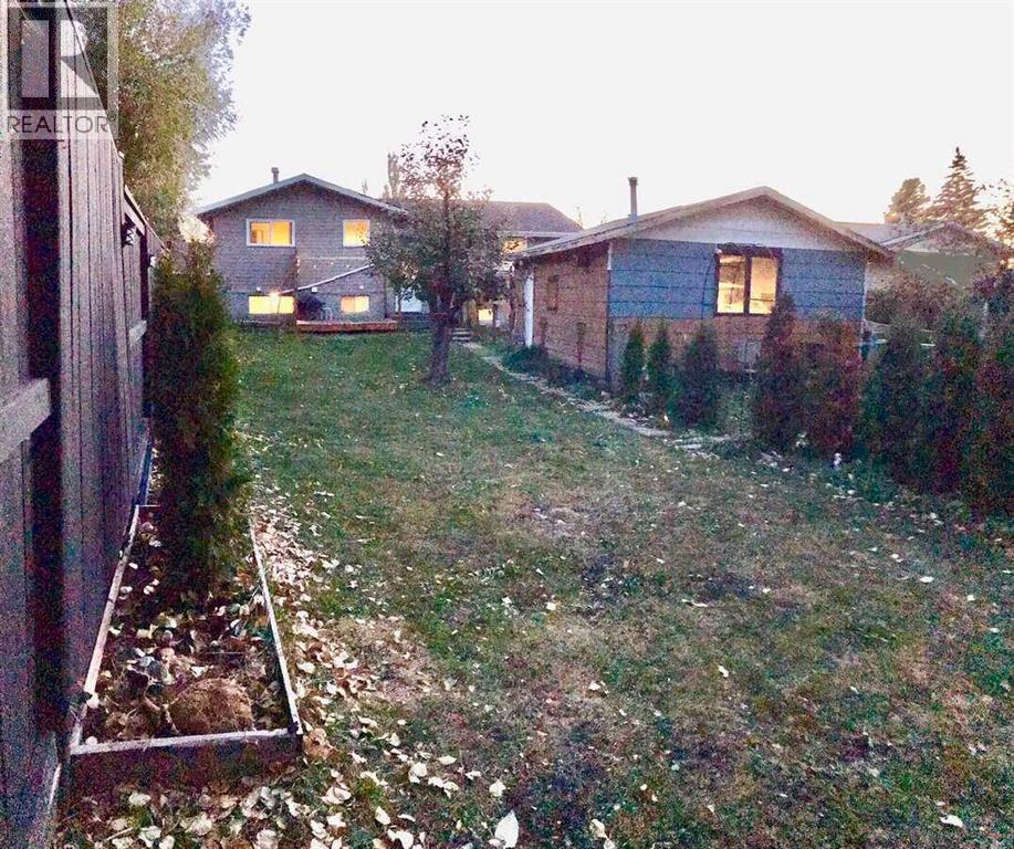 5232 38 Street Crescent, Innisfail