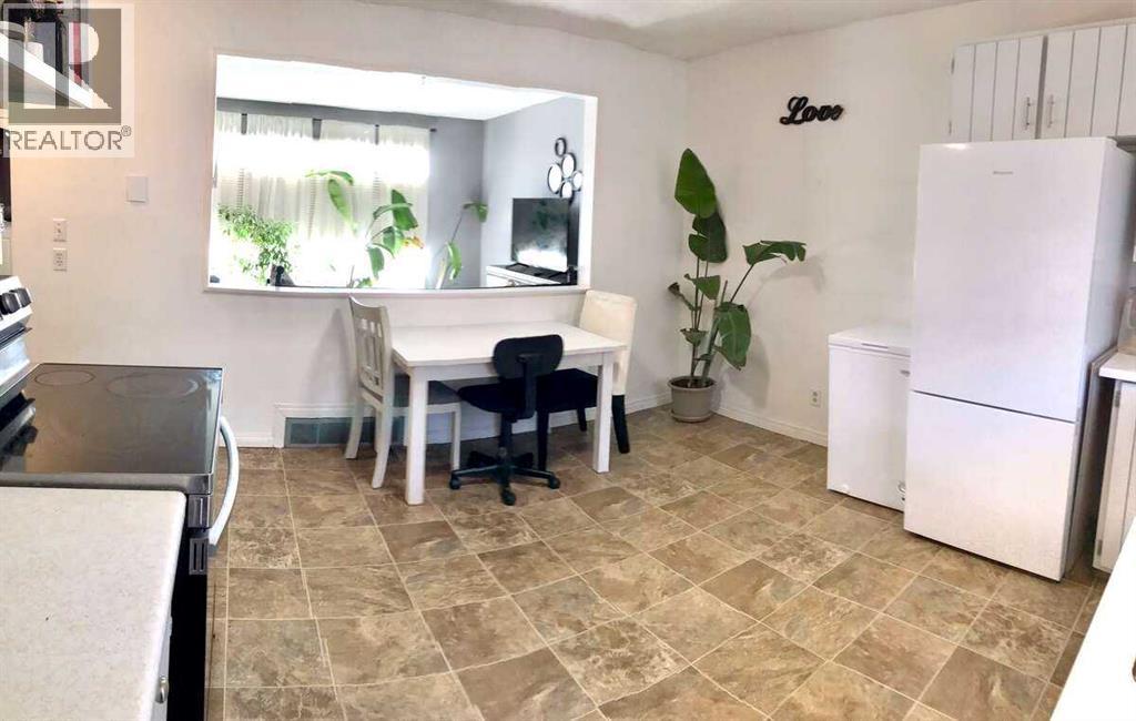 5232 38 Street Crescent, Innisfail