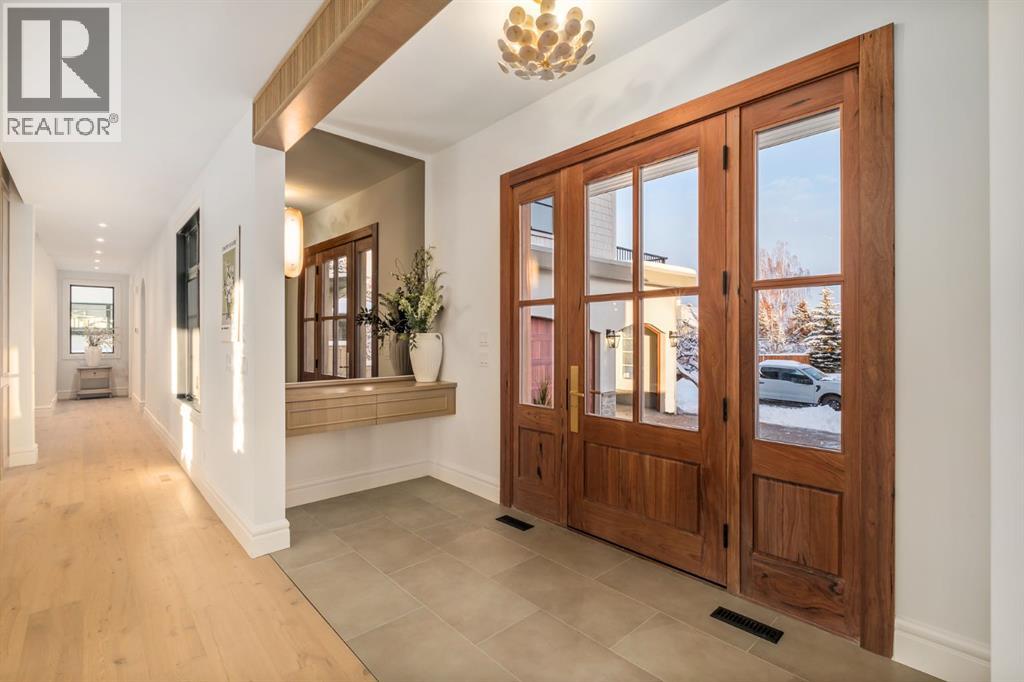 Single Family House for Sale in  Toronto Crescent NW St Andrews Heights Calgary 