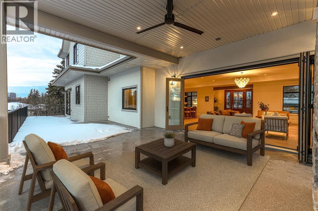 Single Family House for Sale in  Toronto Crescent NW St Andrews Heights Calgary 