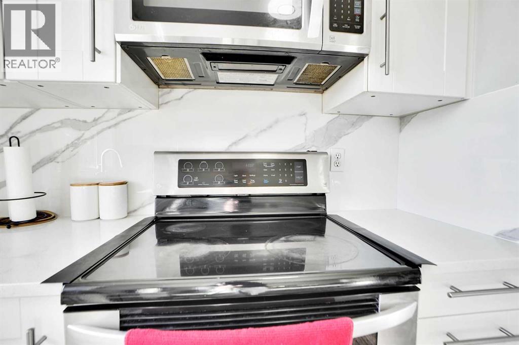 Single Family House for Sale in  Coville Gardens NE Coventry Hills Calgary 