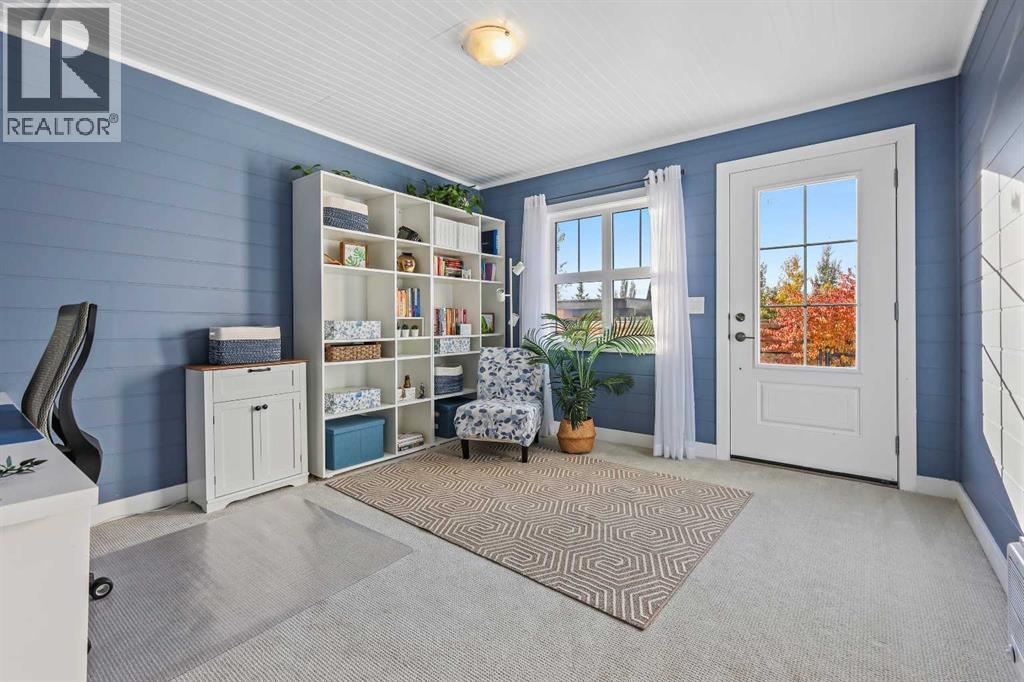 Single Family House for Sale in  Les Jardins Park SE Douglasdale/Glen Calgary 