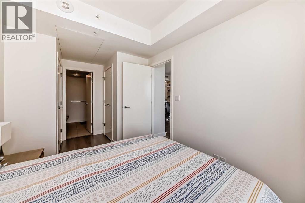 Single Family House for Sale in   Waterfront Court SW Chinatown Calgary 