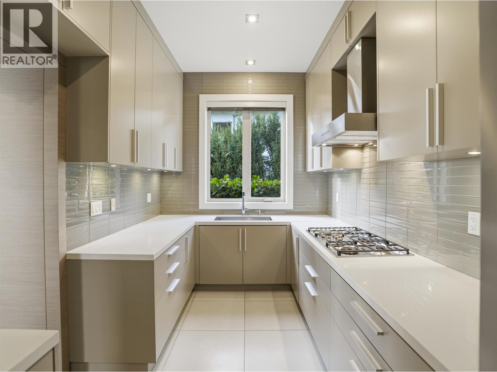 720 PARKSIDE ROAD, West Vancouver