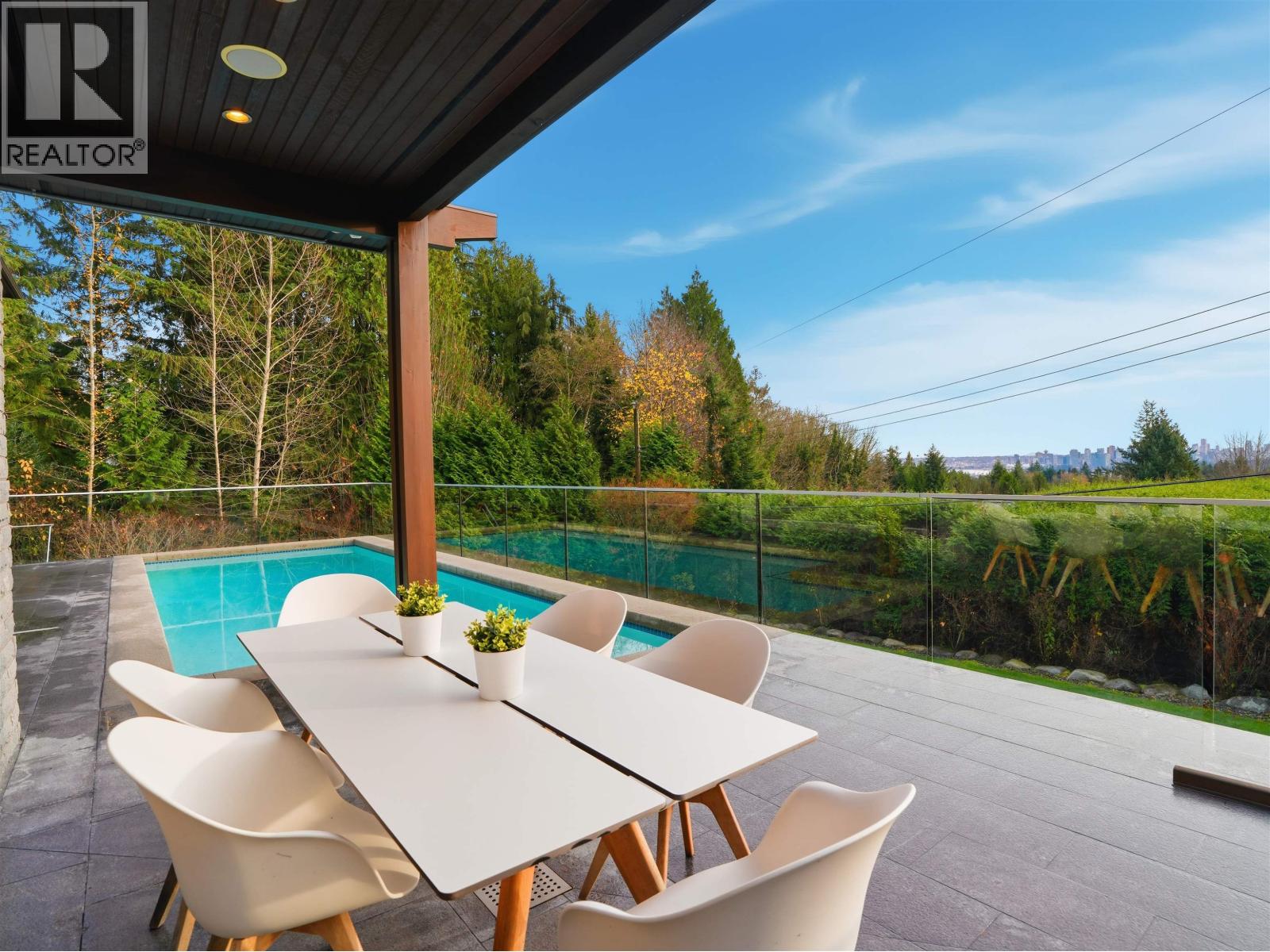 720 PARKSIDE ROAD, West Vancouver