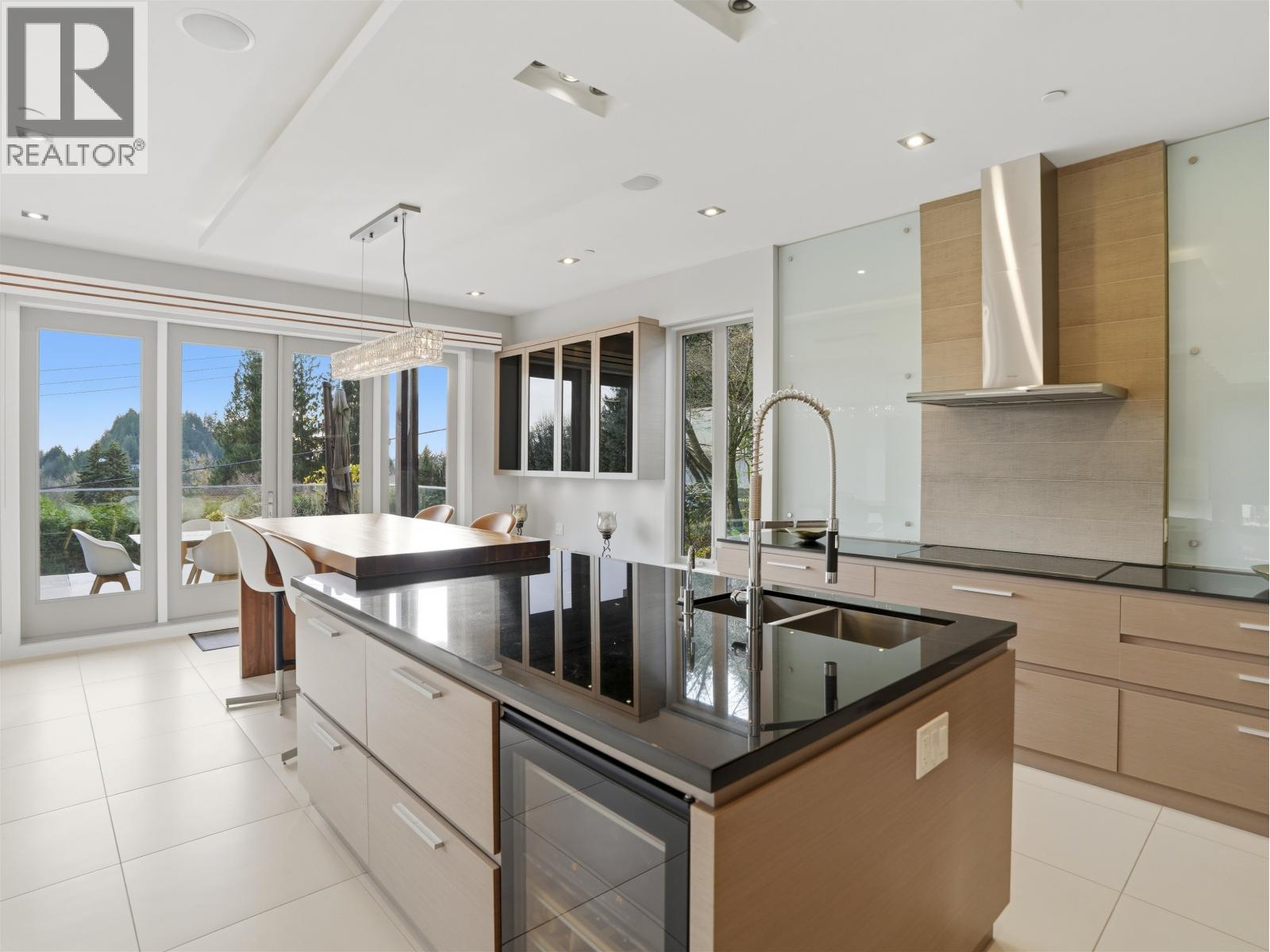 720 PARKSIDE ROAD, West Vancouver