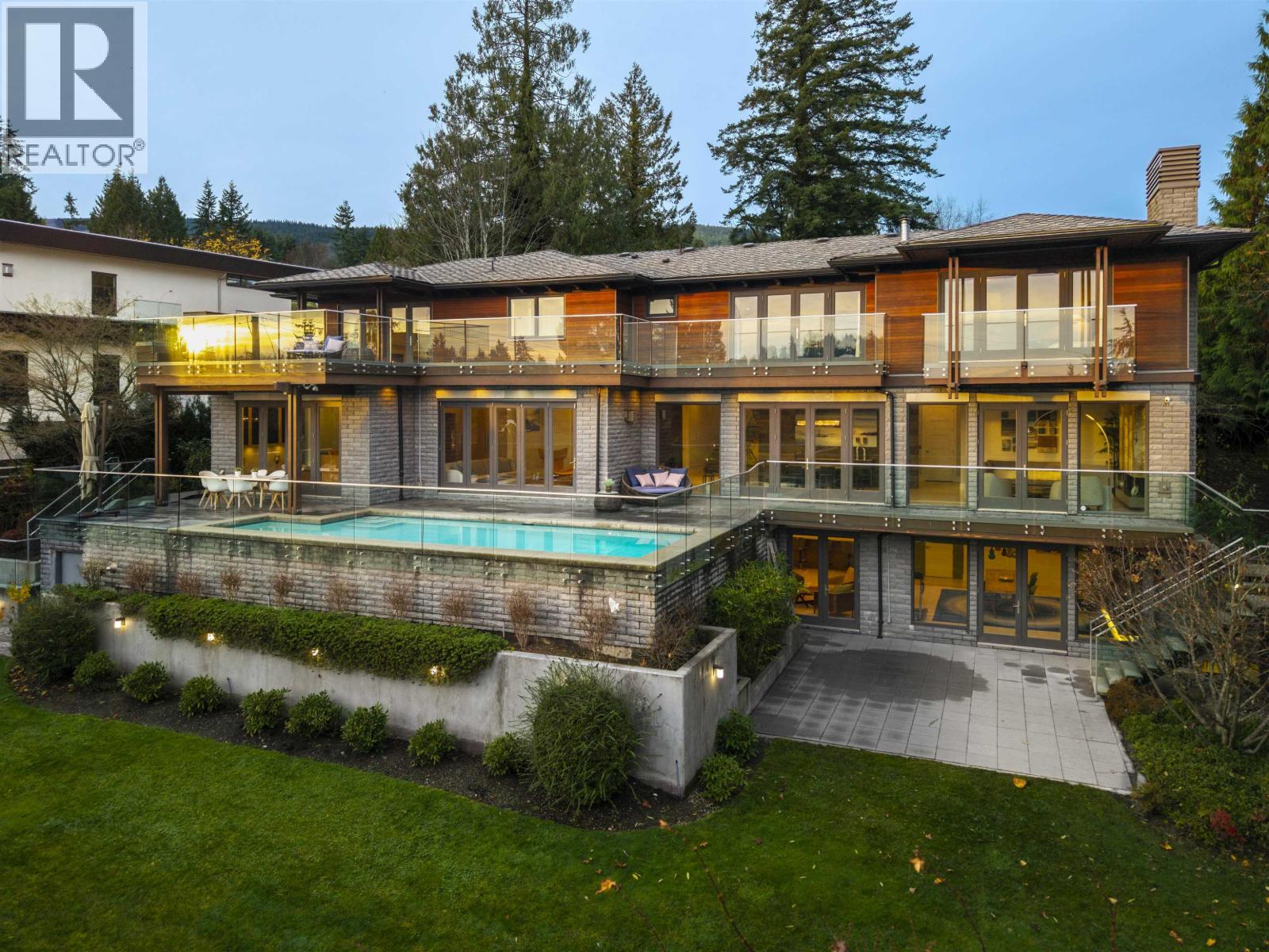 720 PARKSIDE ROAD, West Vancouver