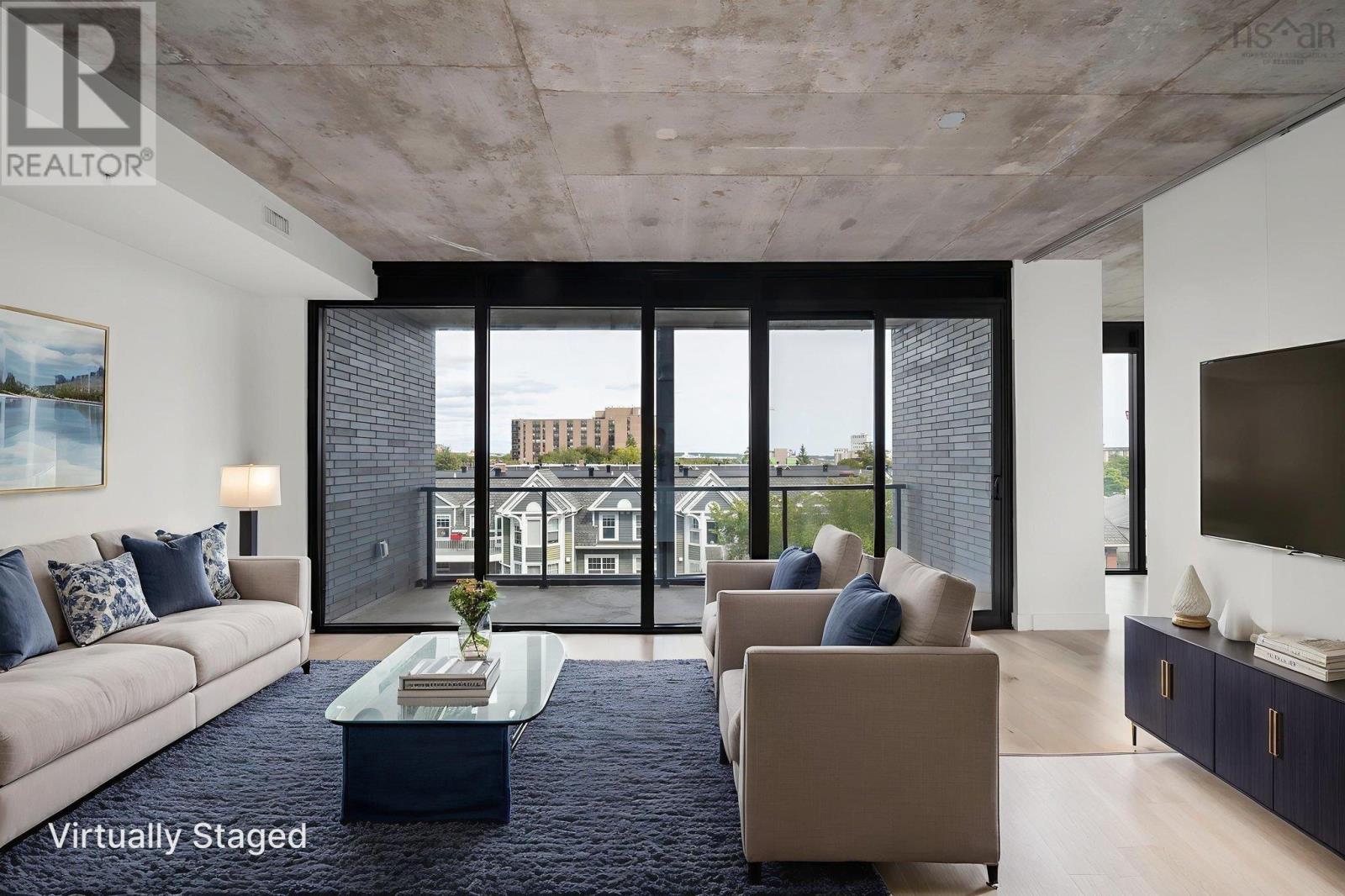 Property 14 of 37 of 614 1048 Wellington Street