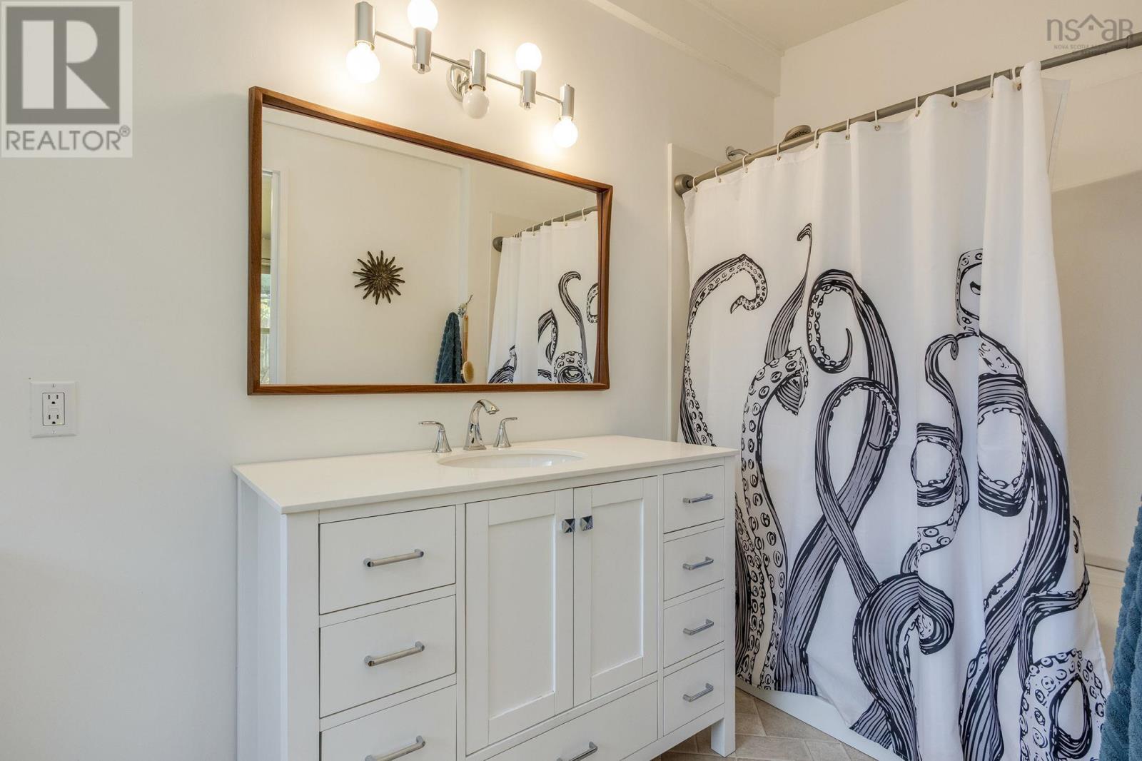 Property 15 of 39 of 6 Lavinia Street