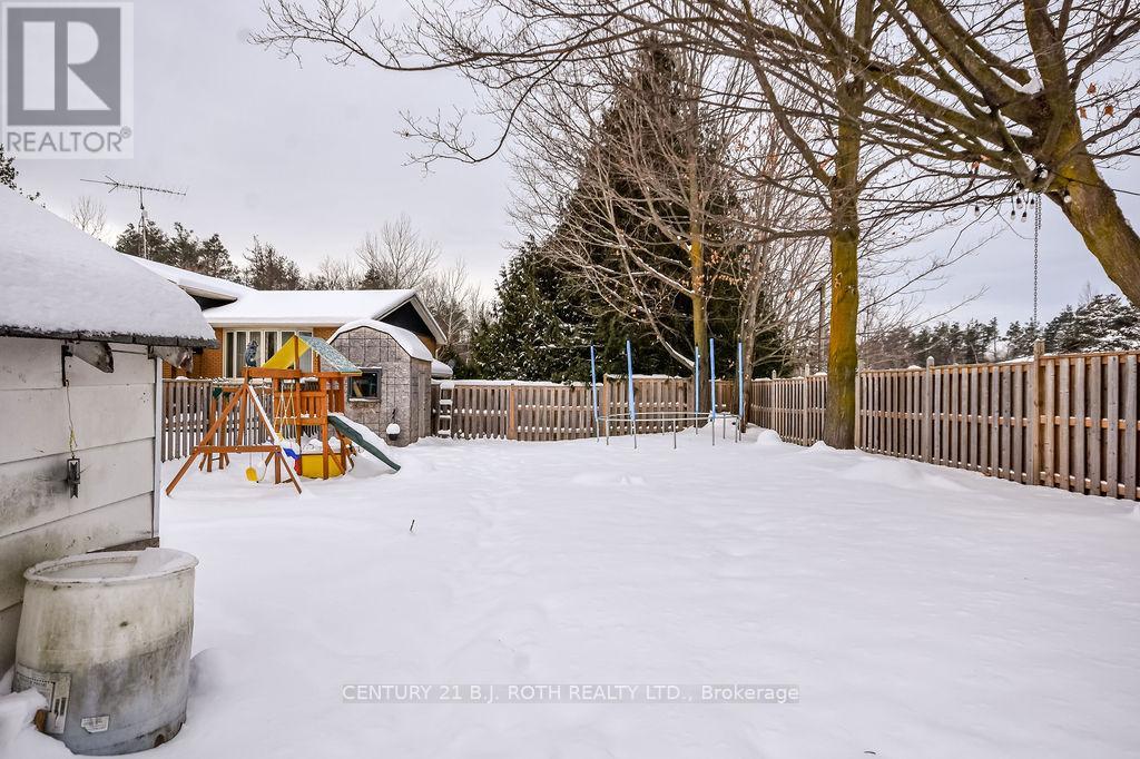 Single Family House for Sale in  COUNTY  ROAD Clearview (Brentwood) 