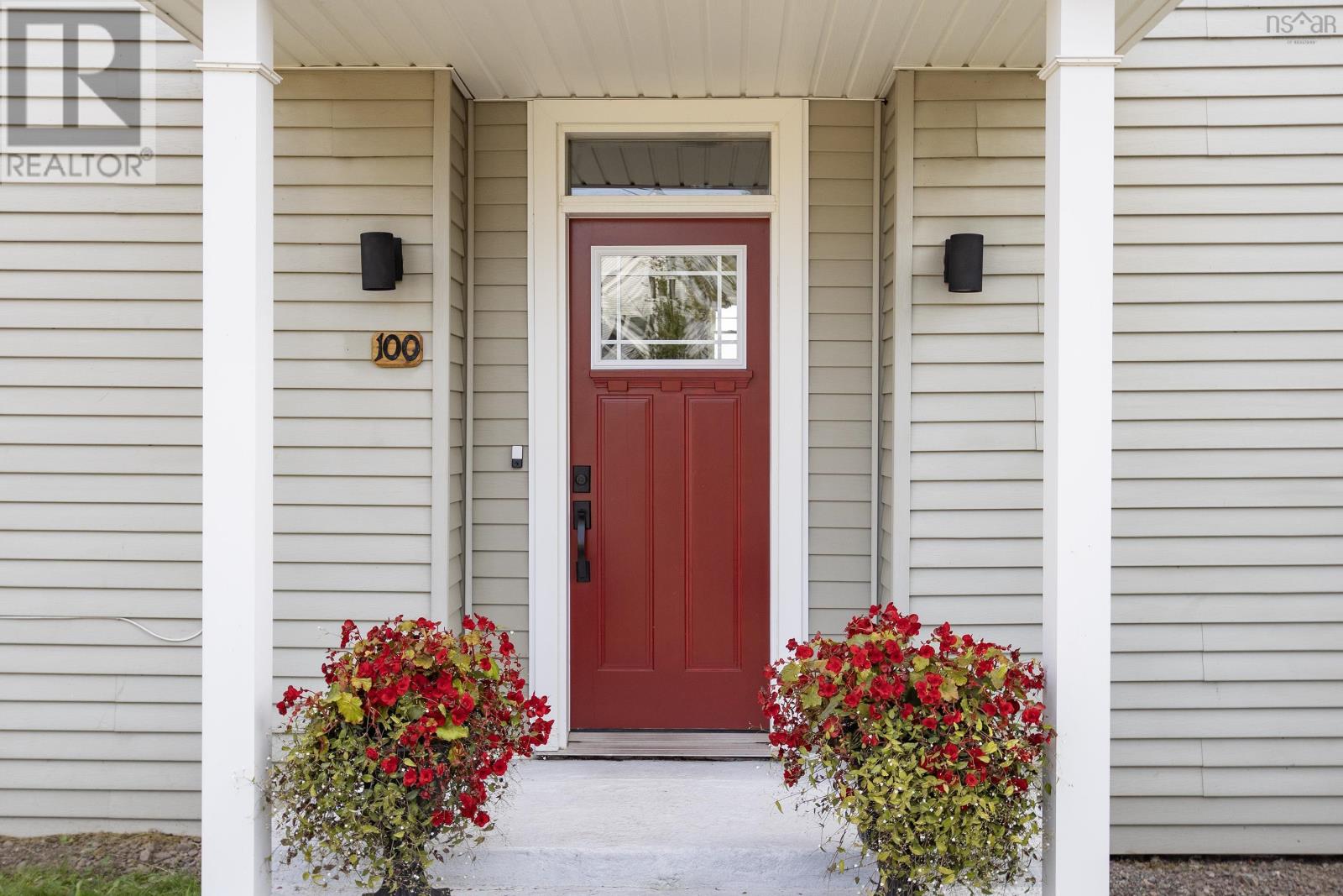 Property 11 of 43 of 100 Spring Street