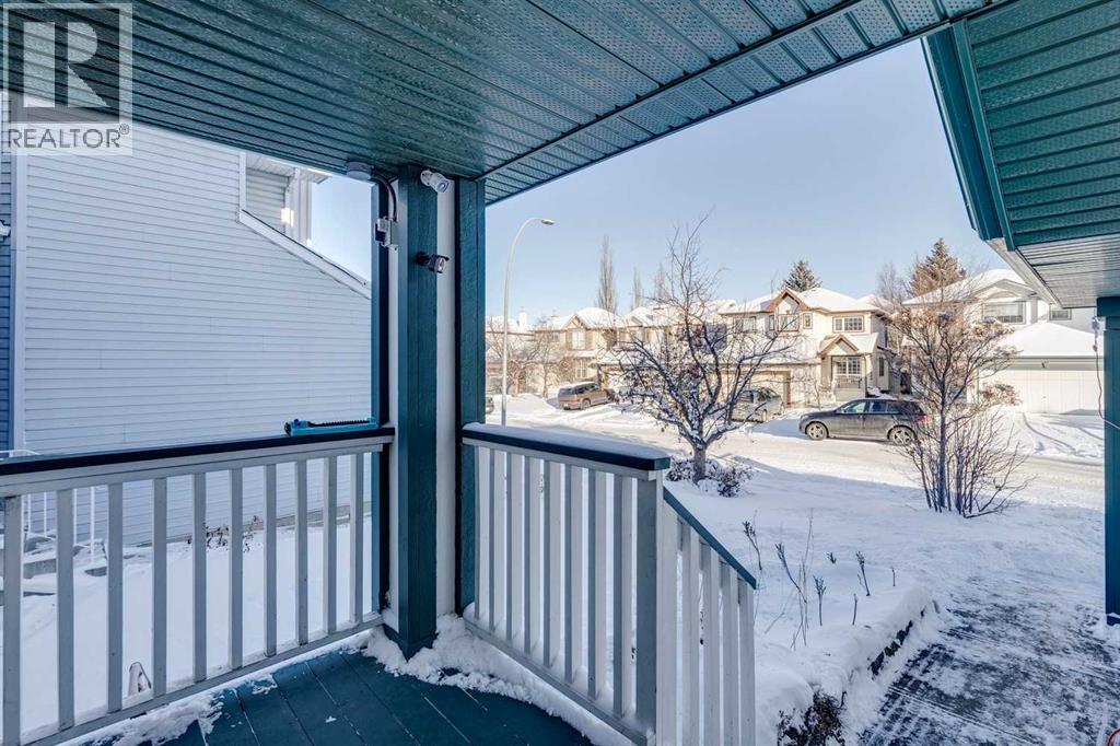 Single Family House for Sale in  Douglas Ridge Green SE Douglasdale/Glen Calgary 